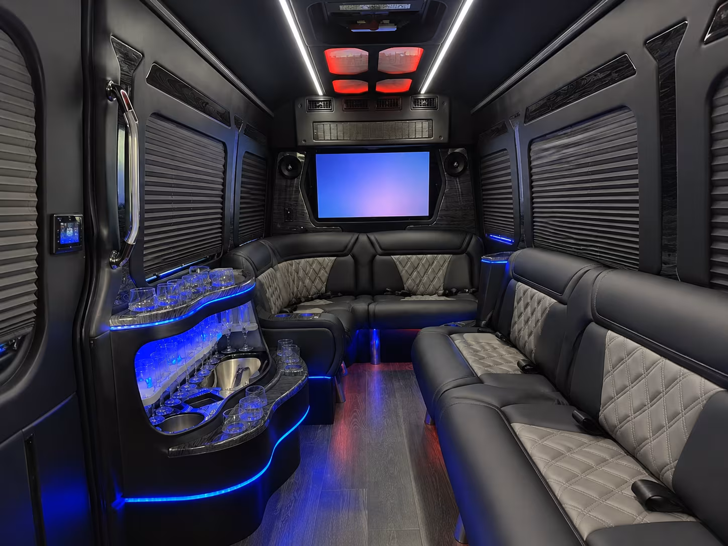compare knott s berry farm concert and festival bus rentals