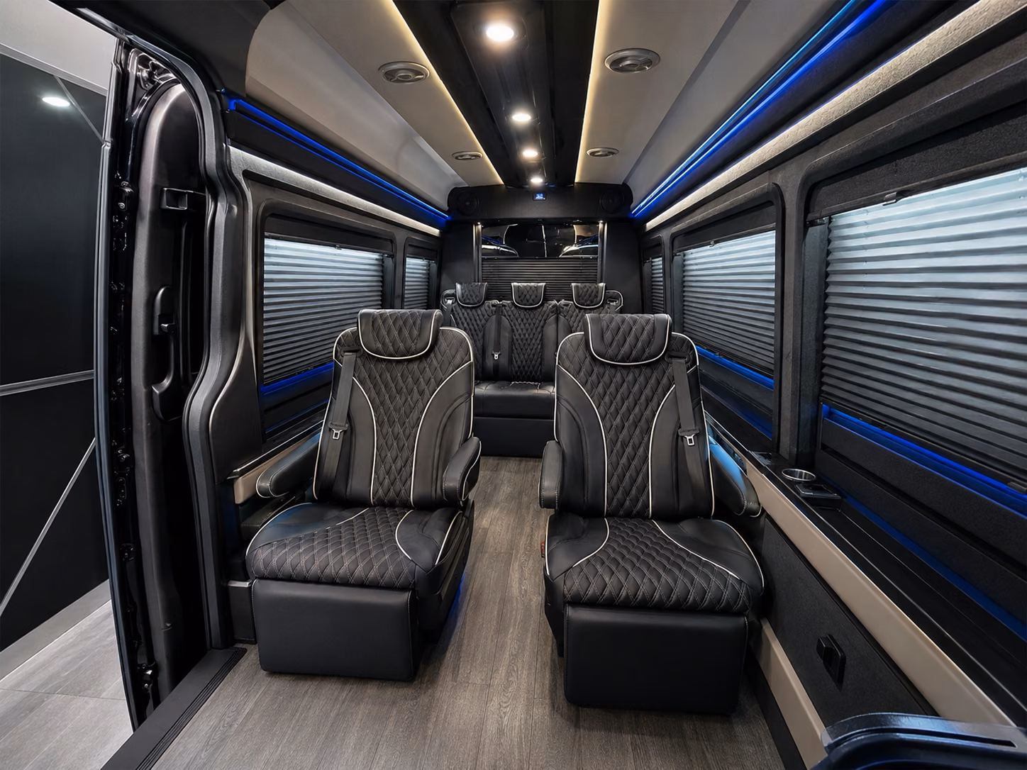 we help you compare buses to ontario international airport and every regional option